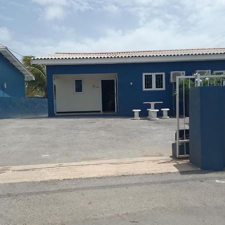 Blue Apartments Willemstad Exterior photo